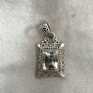 Pendant sterling silver with white quartz stone
